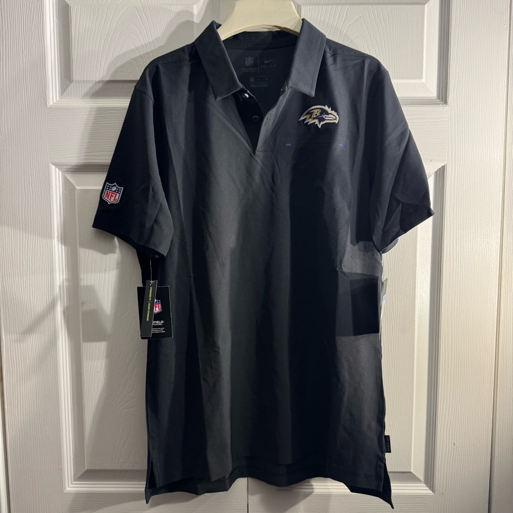 NWT Ravens Nike Dry-Fit on field apparel standard fit short sleeve polo in Med